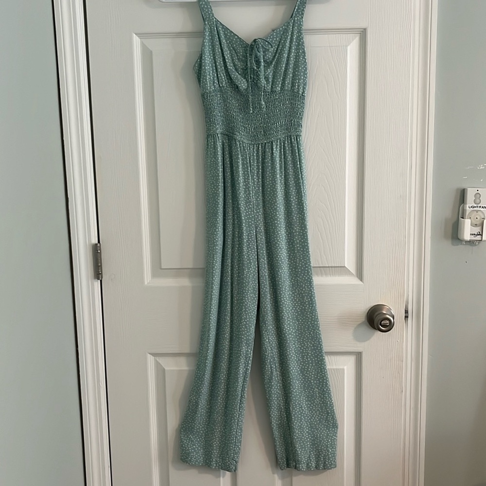 Adorable Jumpsuit - Picture 3 of 8